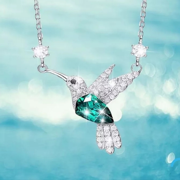 NWOT Rhinestone Hummingbird Silver Necklace - Picture 2 of 5